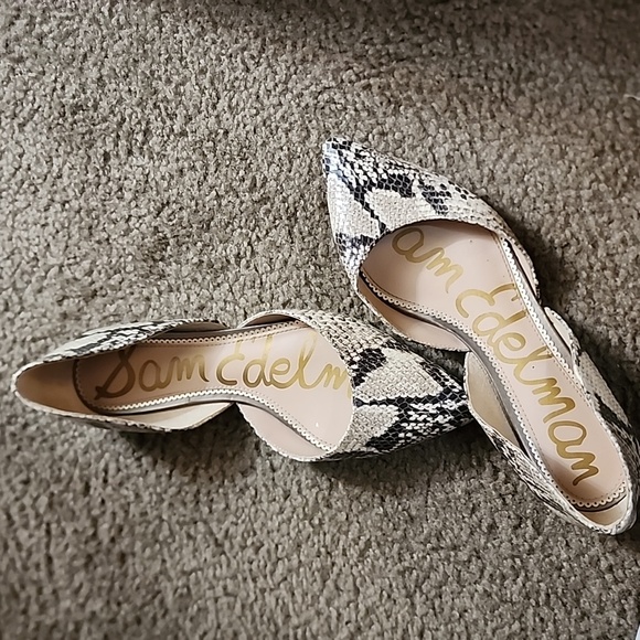 Sam Edelman Women's Snakeskin Flats - Picture 4 of 4